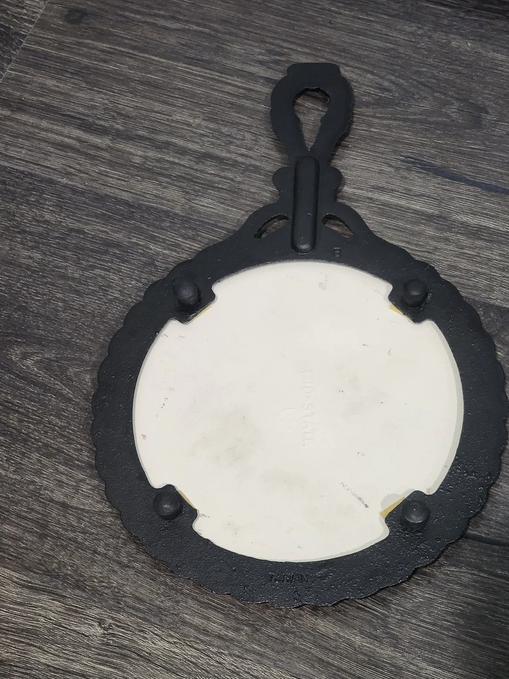 Decorative White & Yellow Duck Cast Iron Trivet